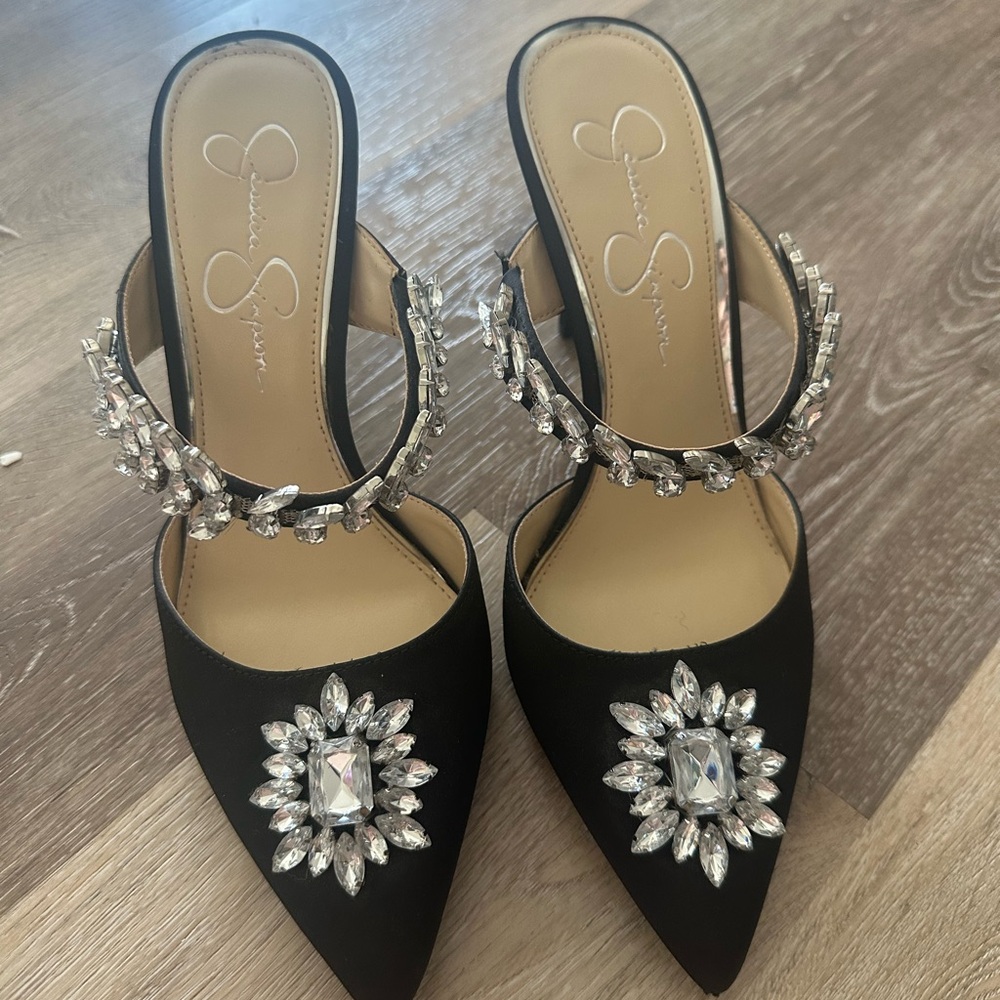 Jessica Simpson Black Embellished Women's sandals 4” size 10 silver nrhinestones